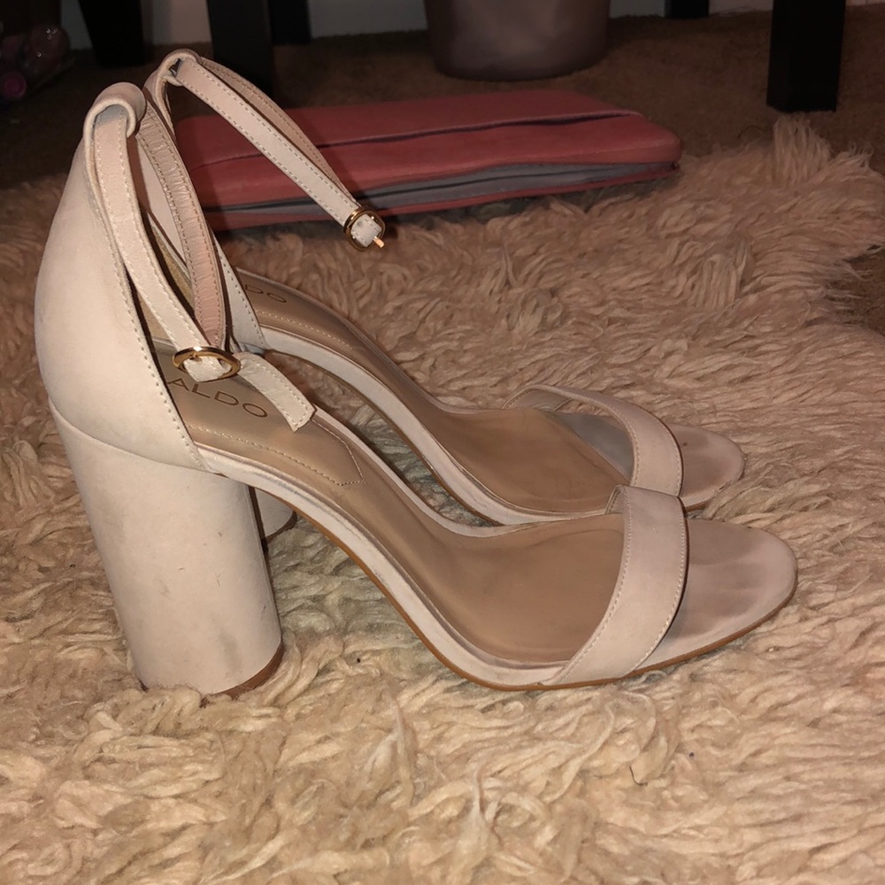 Aldo nude heels